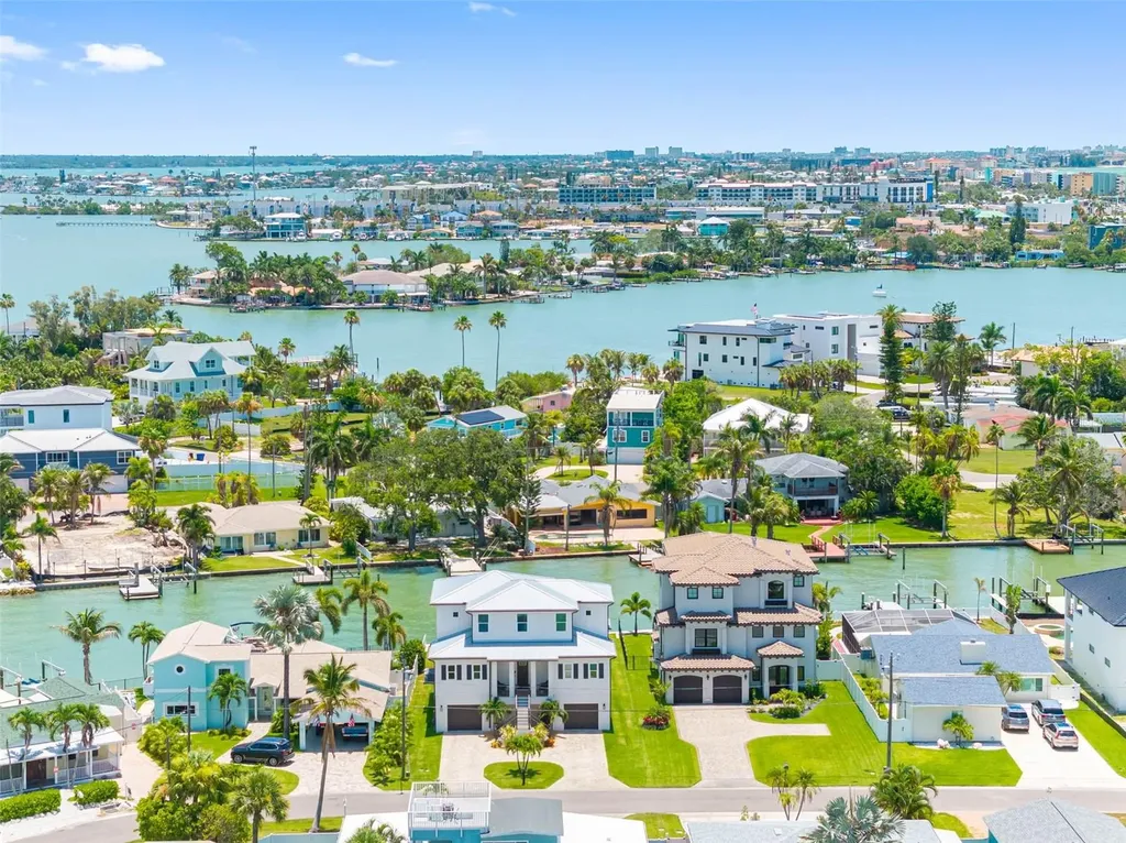 16025 Redington Drive Redington Beach FL 33708