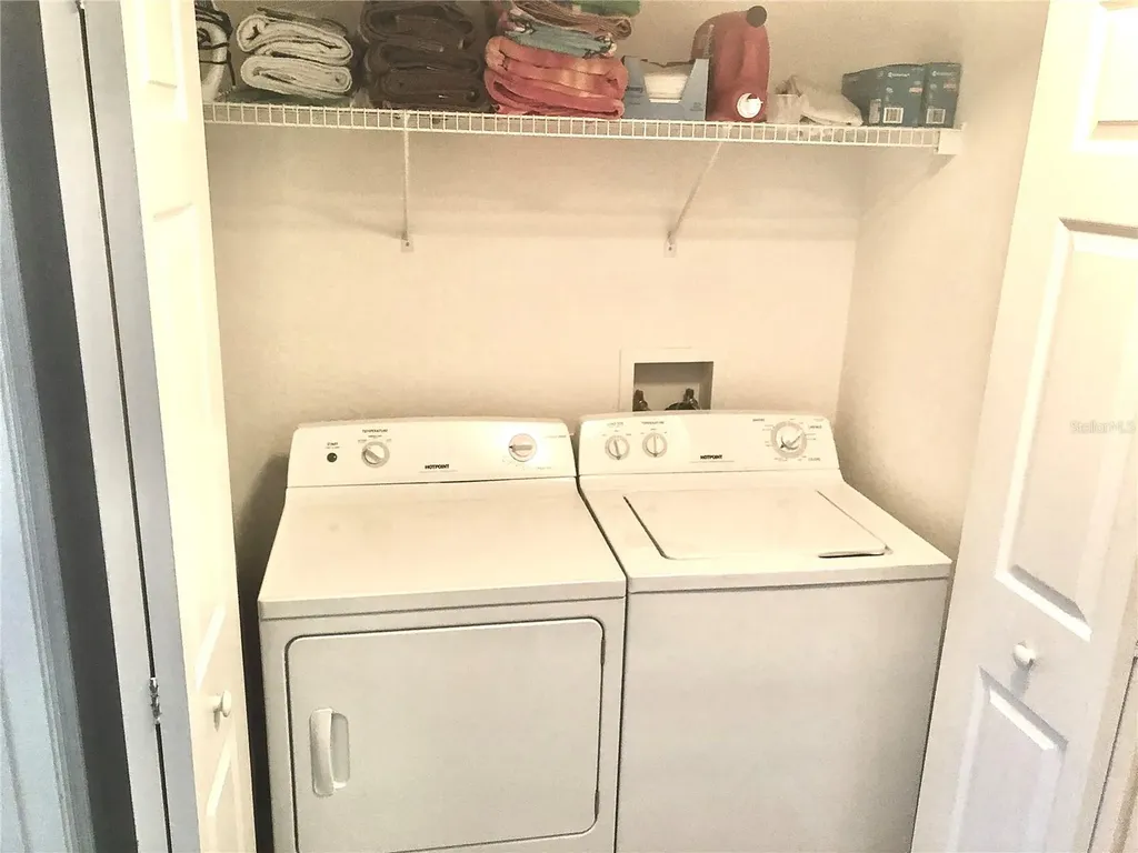 8827 Manor Loop Bradenton FL 34202