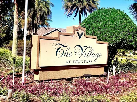 8827 Manor Loop Bradenton FL 34202