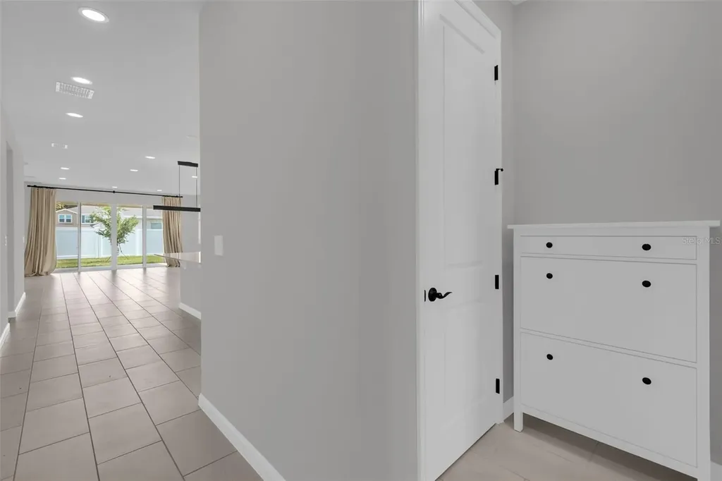 3998 Bannock Avenue Tavares FL 32778