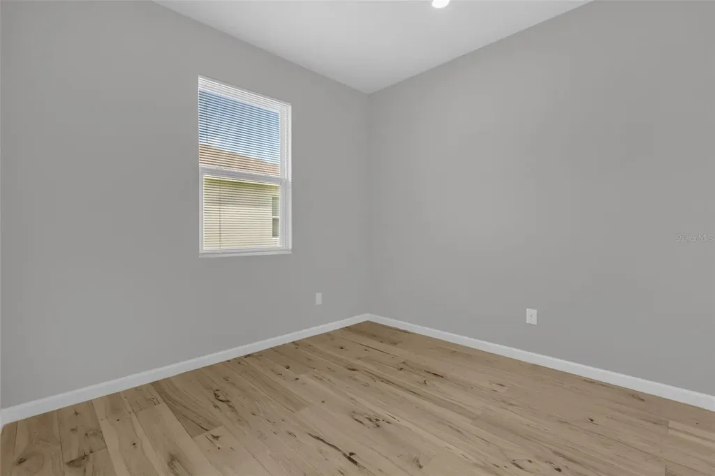 3998 Bannock Avenue Tavares FL 32778