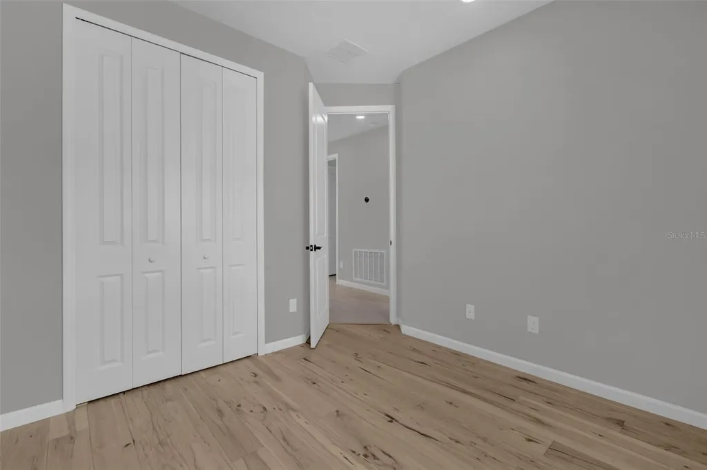 3998 Bannock Avenue Tavares FL 32778