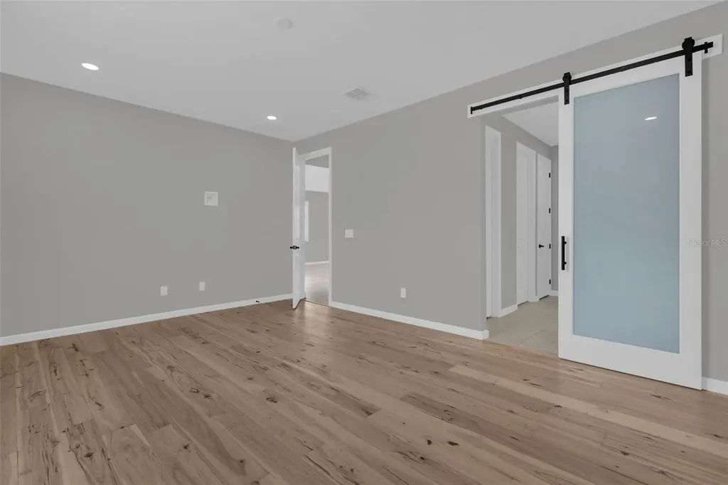 3998 Bannock Avenue Tavares FL 32778