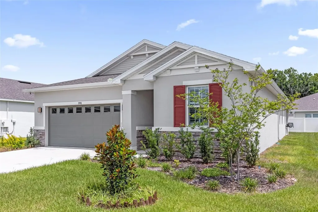3998 Bannock Avenue Tavares FL 32778