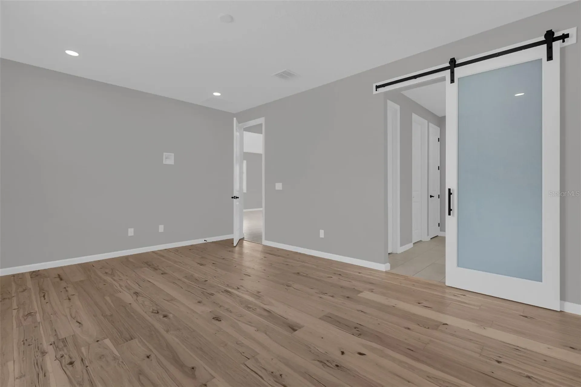 3998 Bannock Avenue Tavares FL 32778