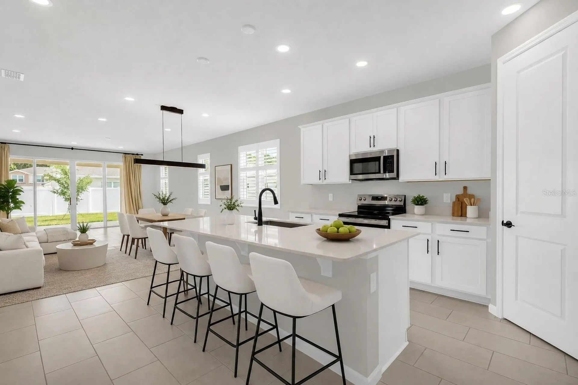 3998 Bannock Avenue Tavares FL 32778