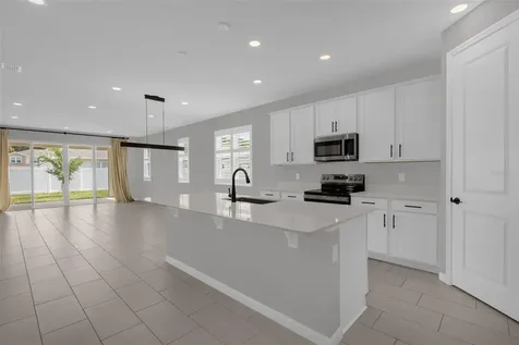 3998 Bannock Avenue Tavares FL 32778