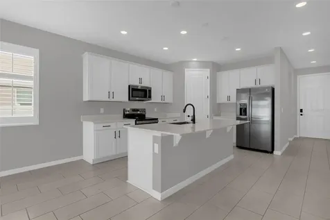 3998 Bannock Avenue Tavares FL 32778