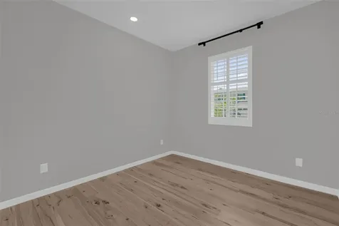 3998 Bannock Avenue Tavares FL 32778
