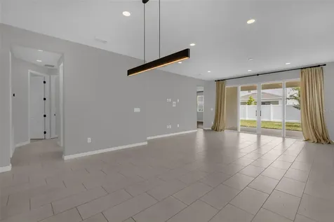 3998 Bannock Avenue Tavares FL 32778