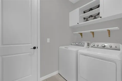 3998 Bannock Avenue Tavares FL 32778