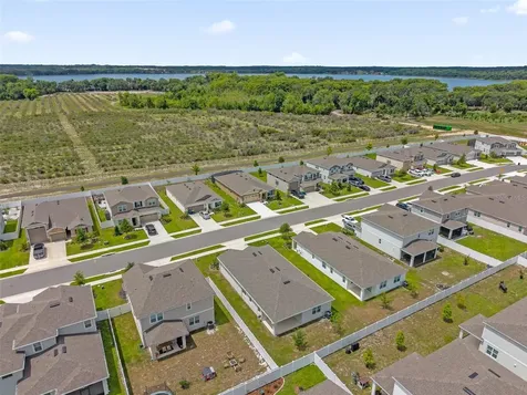 3998 Bannock Avenue Tavares FL 32778