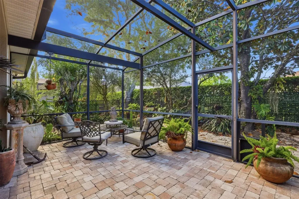 1609 Victoria Gardens Drive Deland FL 32724