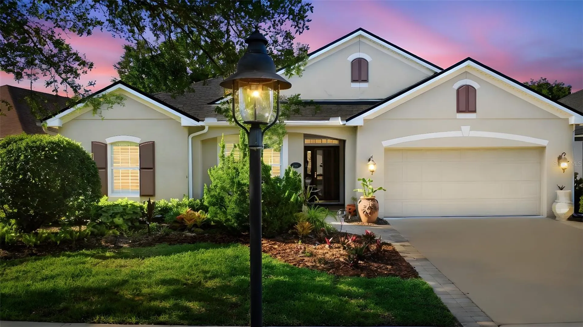 1609 Victoria Gardens Drive Deland FL 32724