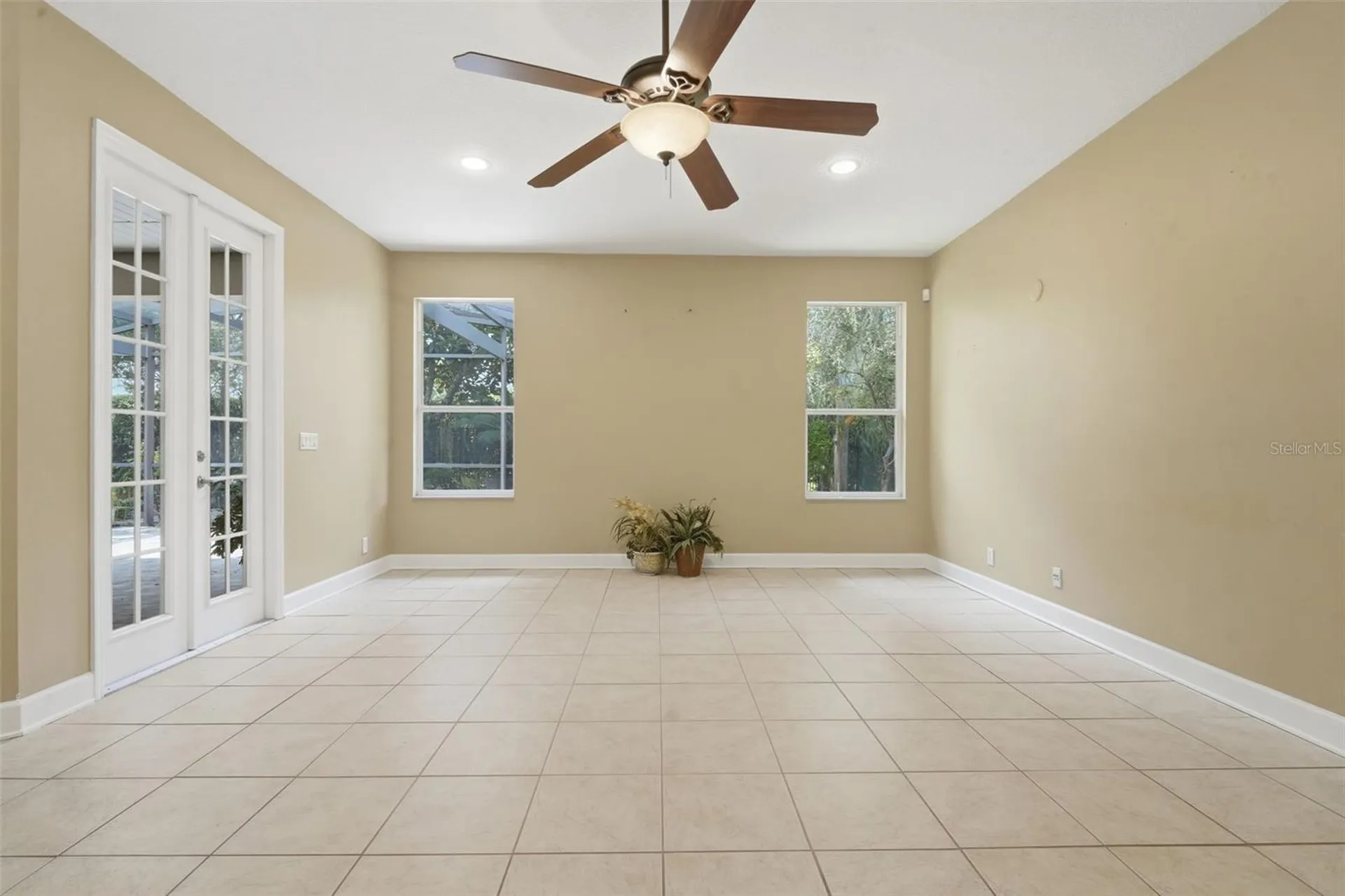 1609 Victoria Gardens Drive Deland FL 32724