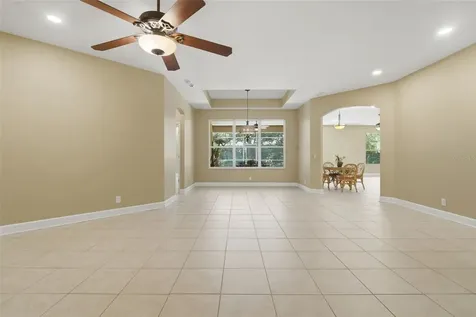1609 Victoria Gardens Drive Deland FL 32724