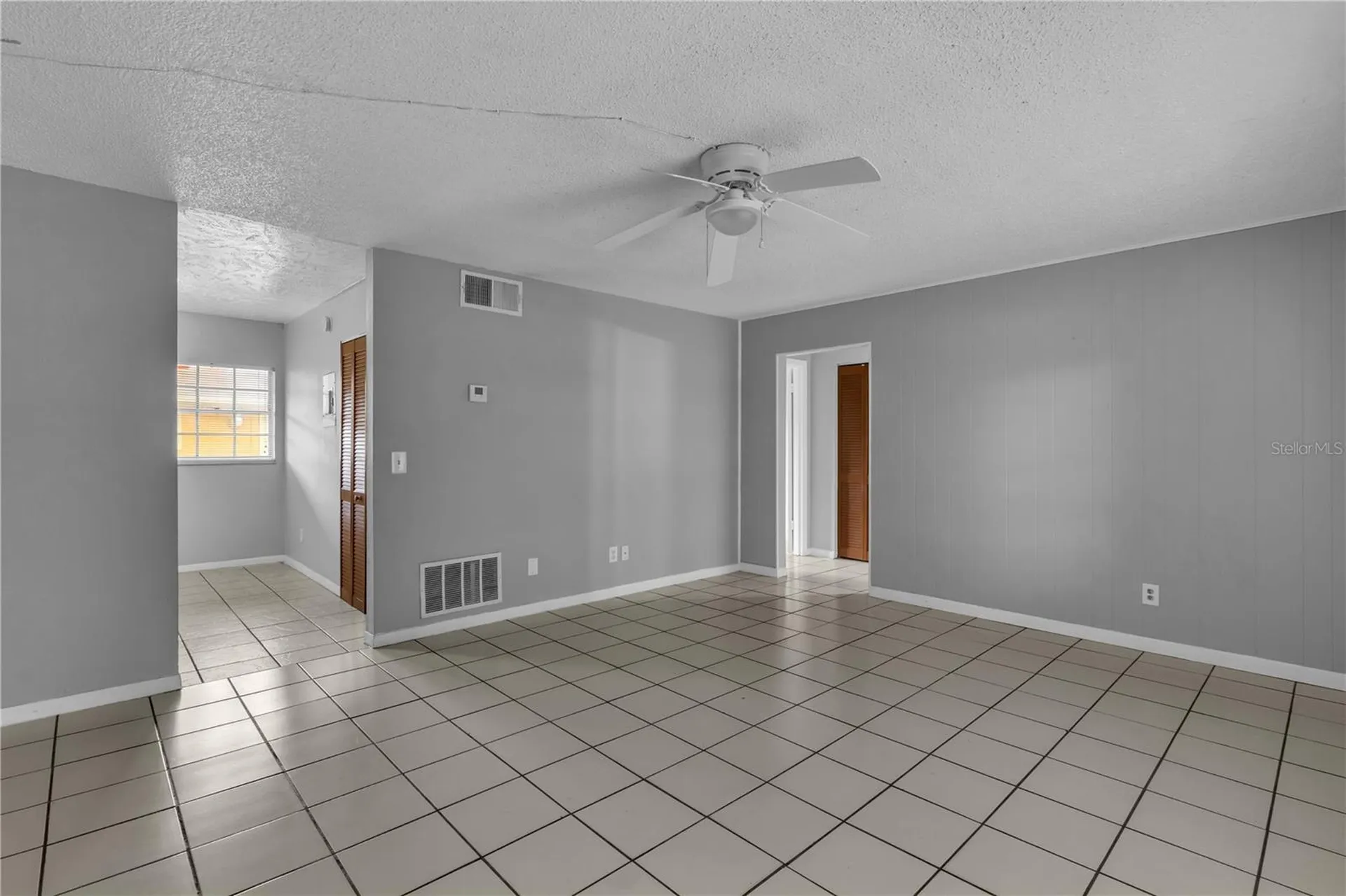 1629 W Oak Ridge Road Orlando FL 32809