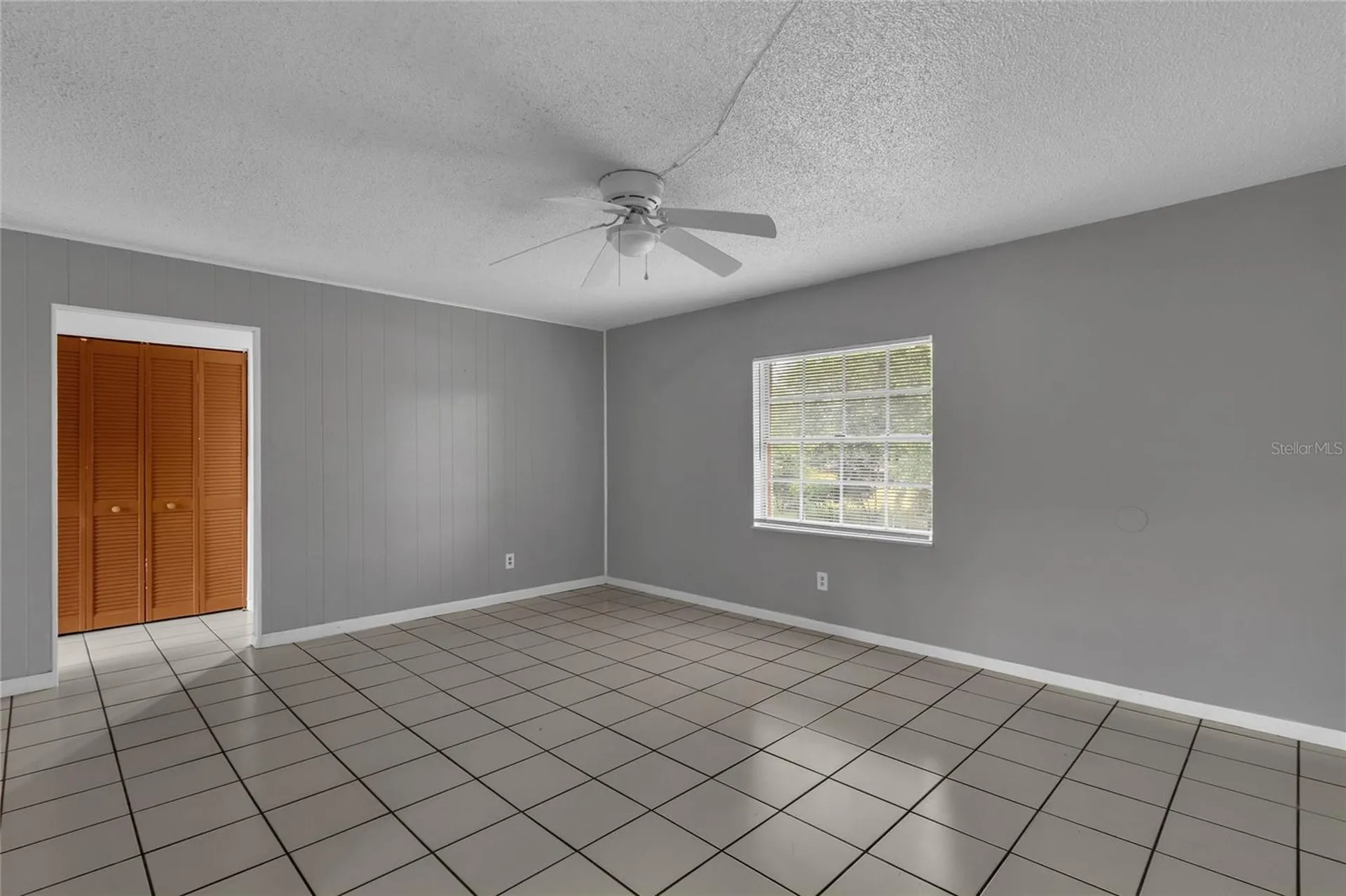 1629 W Oak Ridge Road Orlando FL 32809