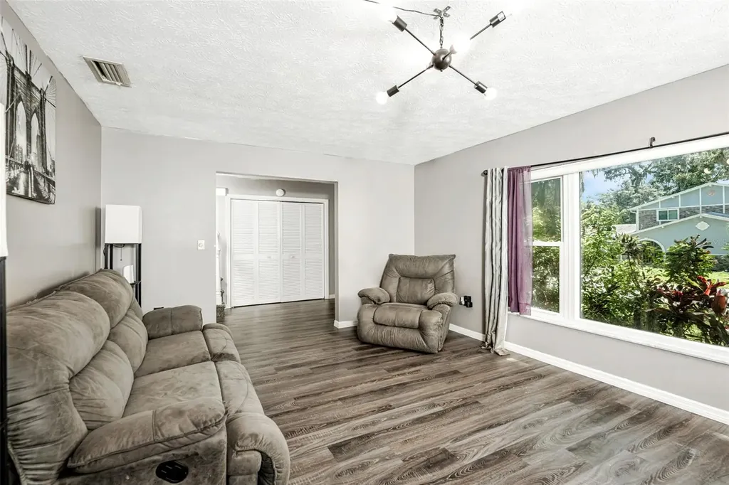 8020 Tierra Verde Drive Tampa FL 33617