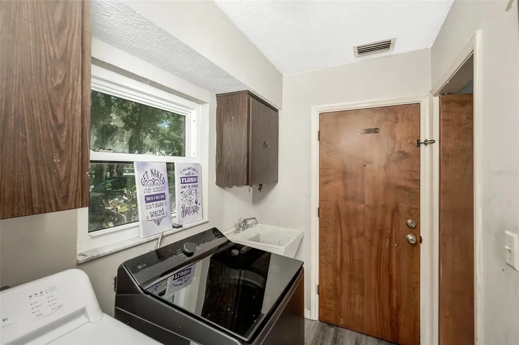 8020 Tierra Verde Drive Tampa FL 33617