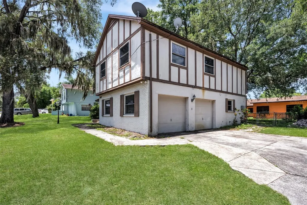 8020 Tierra Verde Drive Tampa FL 33617