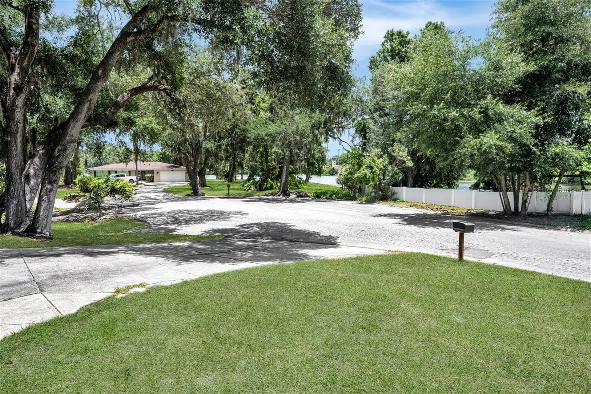 8020 Tierra Verde Drive Tampa FL 33617