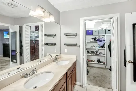 8020 Tierra Verde Drive Tampa FL 33617