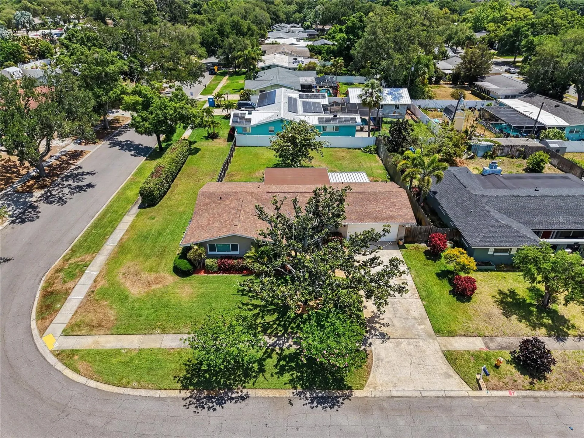 2233 Glenmoor Road N Clearwater FL 33764