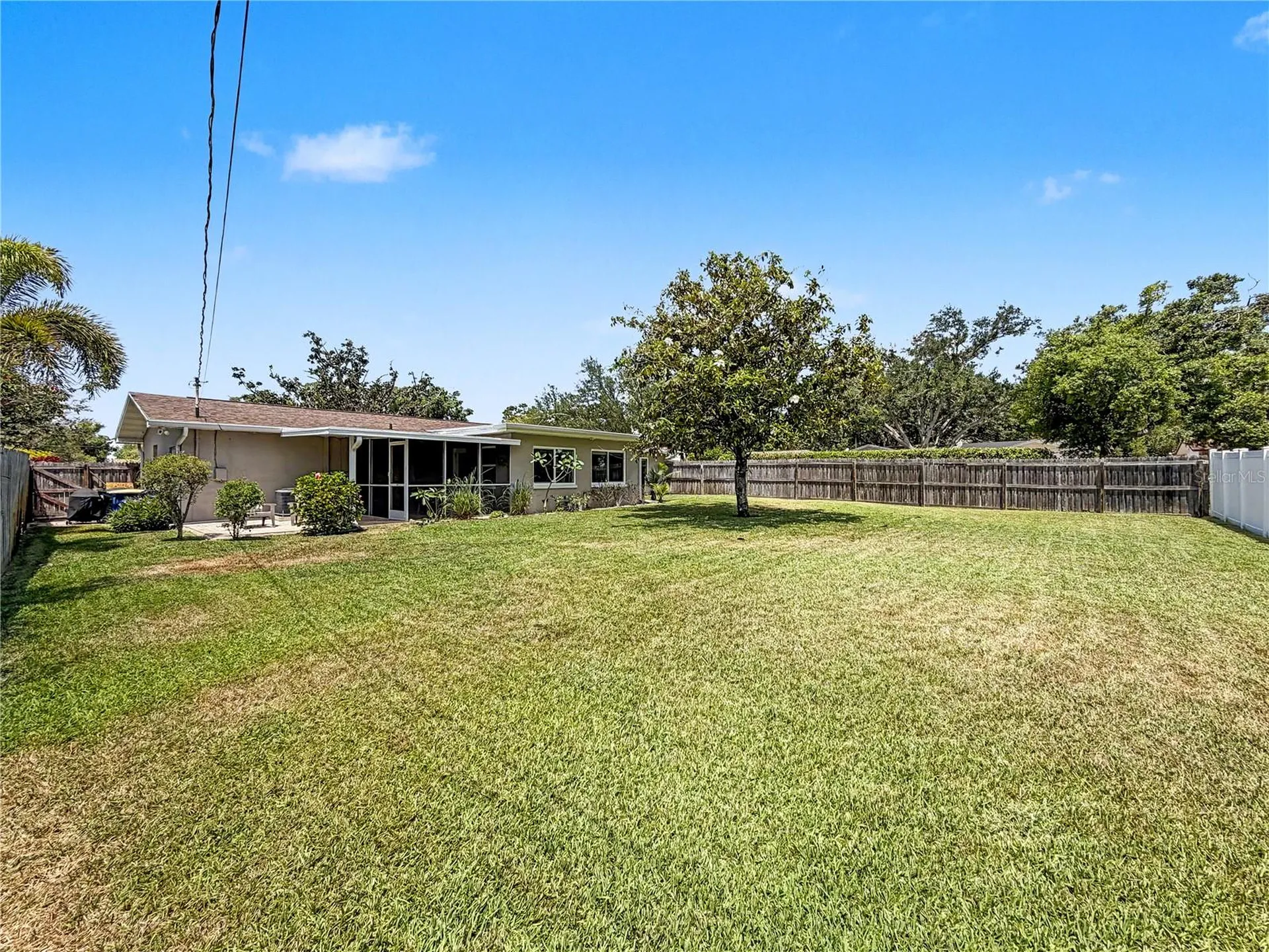 2233 Glenmoor Road N Clearwater FL 33764