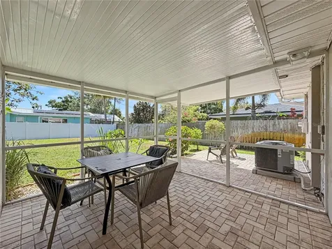 2233 Glenmoor Road N Clearwater FL 33764