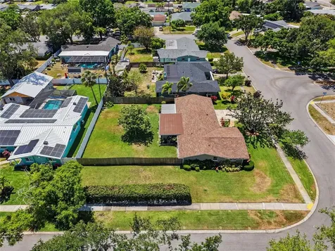 2233 Glenmoor Road N Clearwater FL 33764