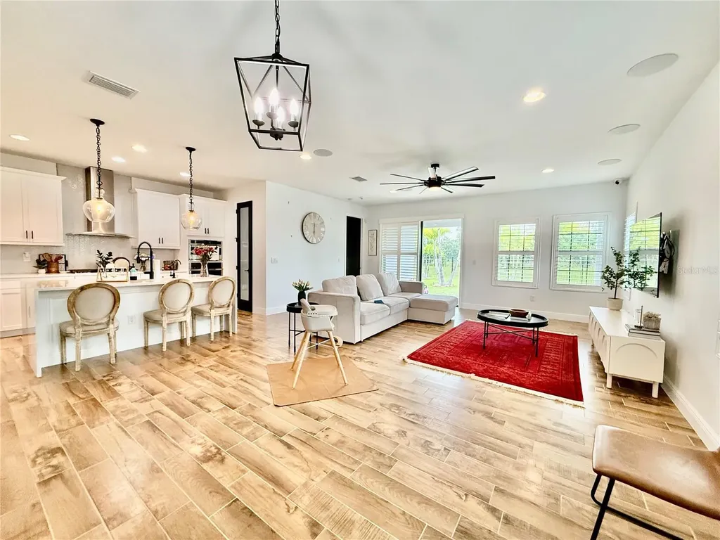 12613 Shetland Walk Drive Lithia FL 33547