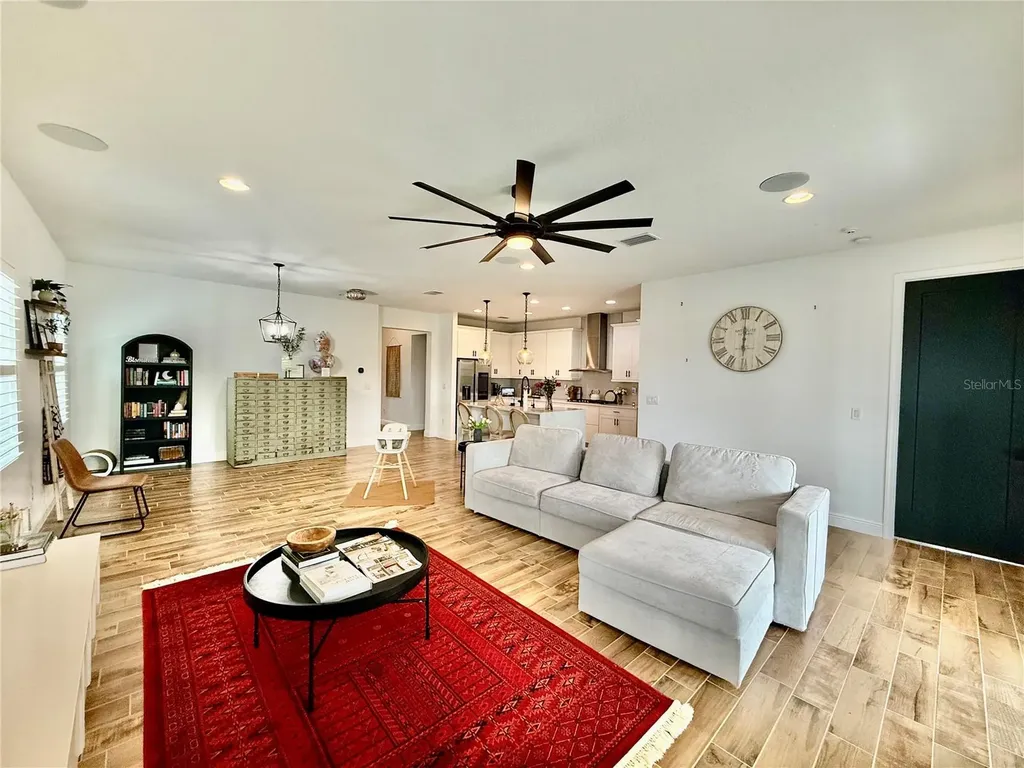 12613 Shetland Walk Drive Lithia FL 33547