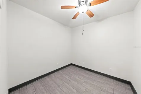1120 E Kennedy Boulevard Tampa FL 33602