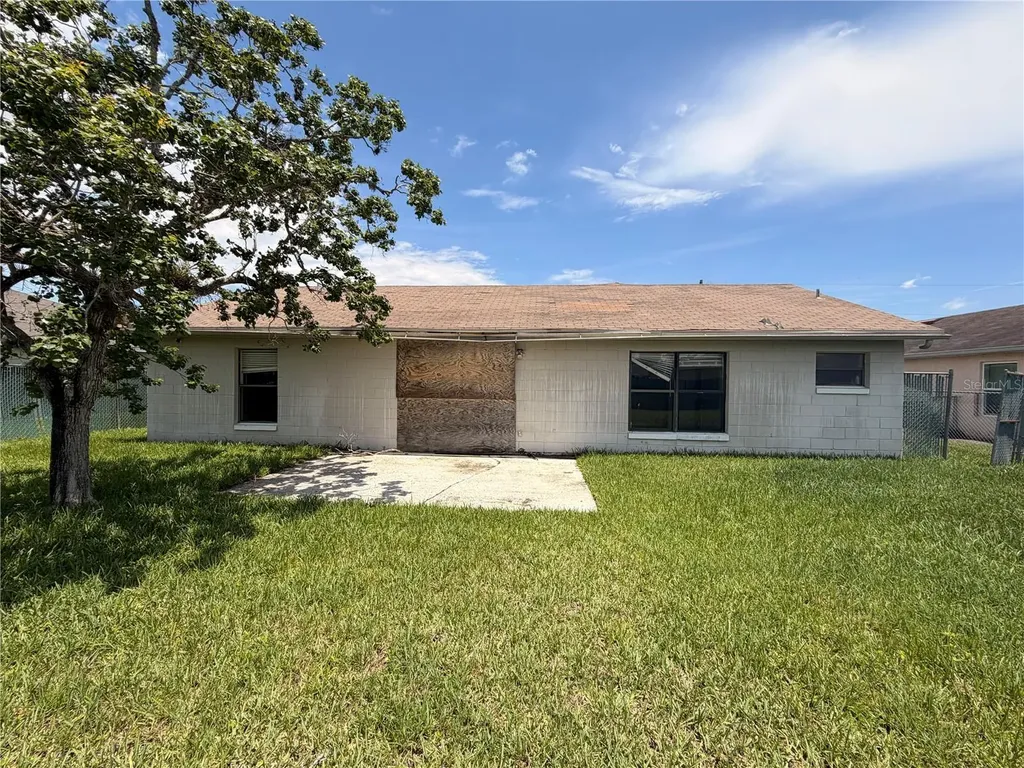 111 Nicholas Court Kissimmee FL 34758