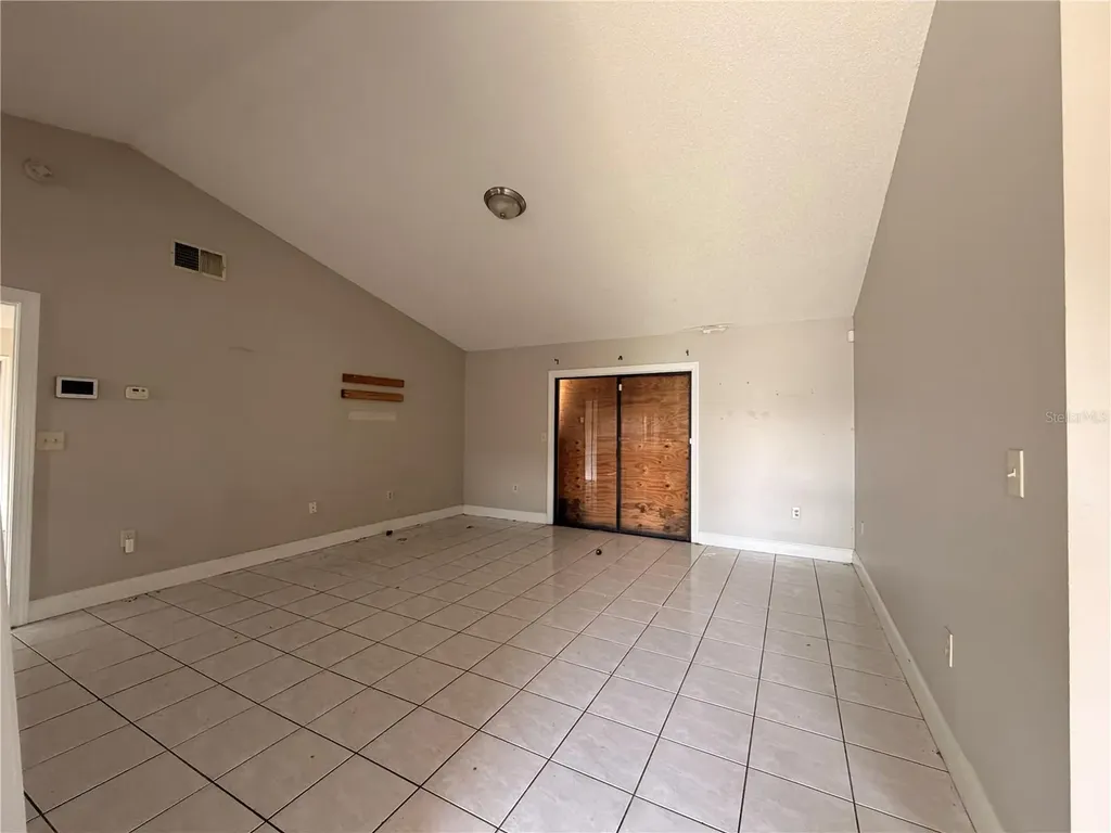 111 Nicholas Court Kissimmee FL 34758