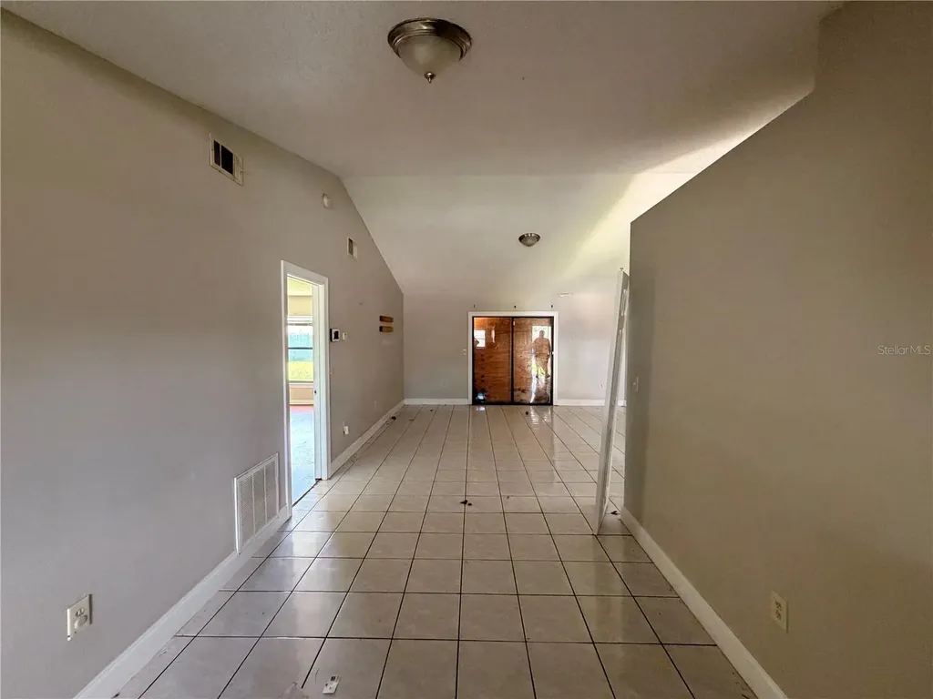 111 Nicholas Court Kissimmee FL 34758