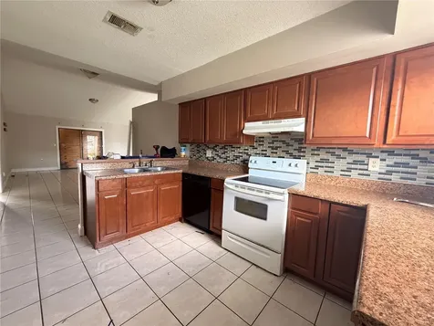 111 Nicholas Court Kissimmee FL 34758