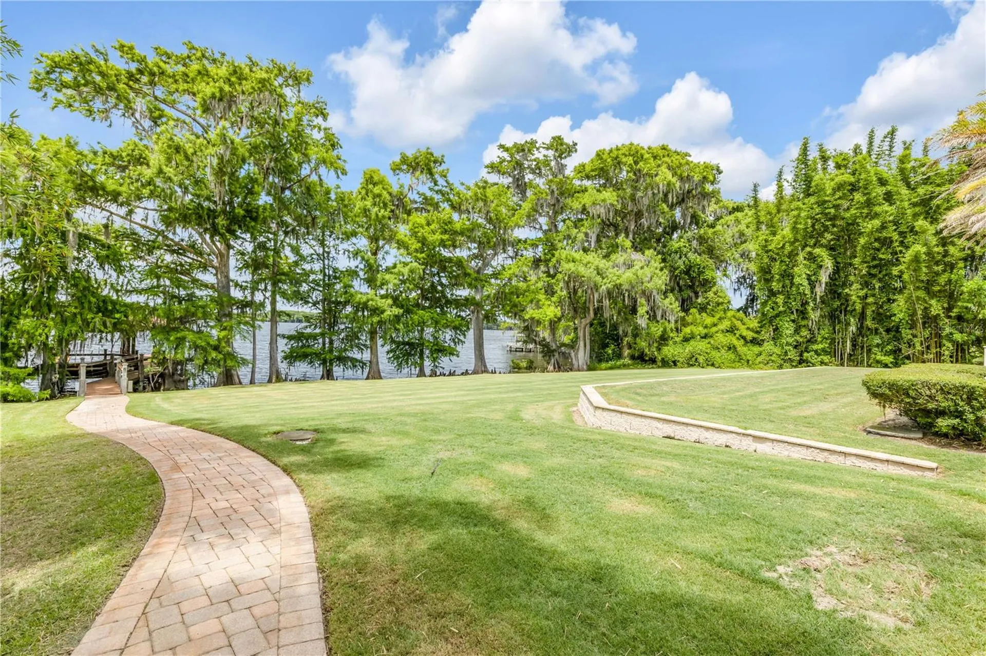 680 Lake Mills Road Oviedo FL 32766
