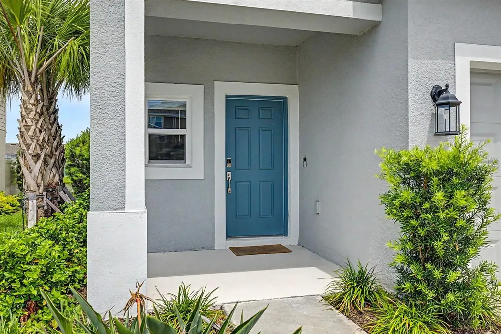 2307 Paravane Way Wesley Chapel FL 33543