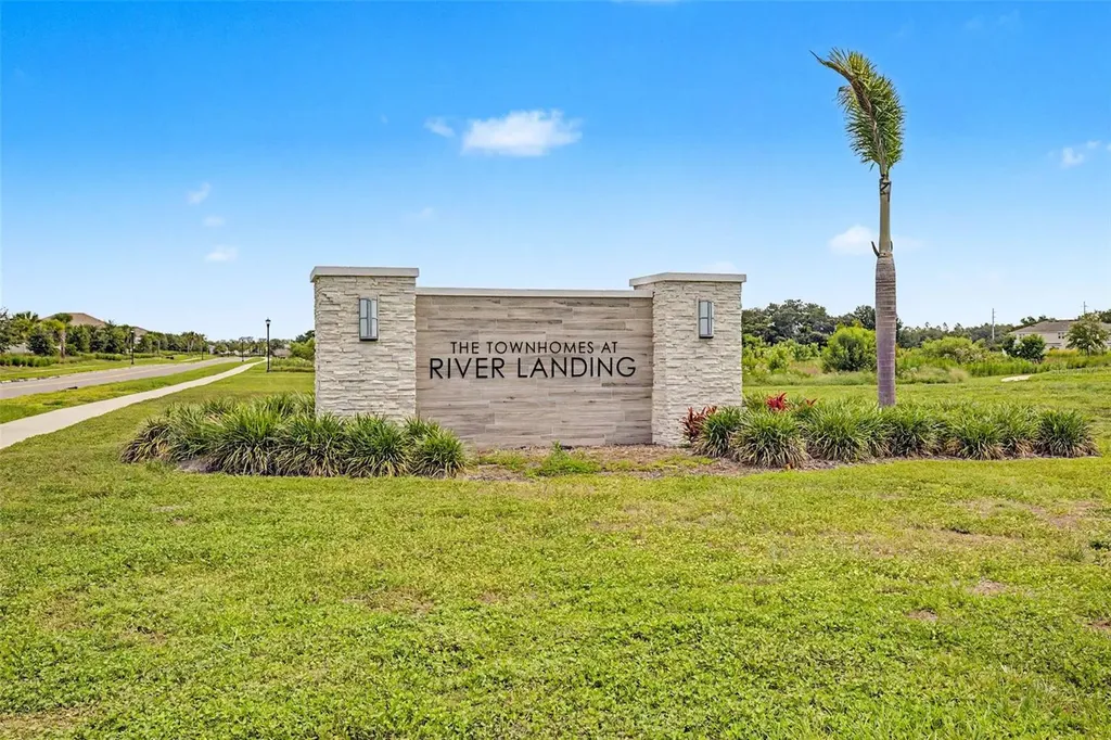 2307 Paravane Way Wesley Chapel FL 33543