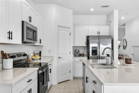 2307 Paravane Way Wesley Chapel FL 33543