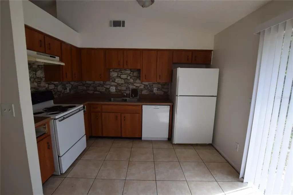 3264 Split Willow Drive Orlando FL 32808