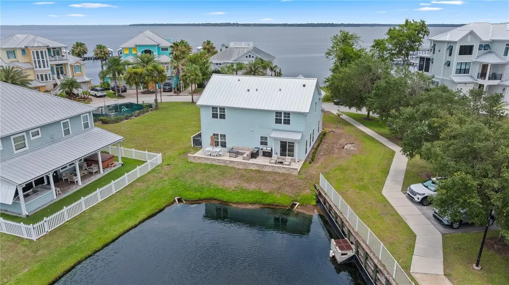101 Yacht Club Point Green Cove Springs FL 32043