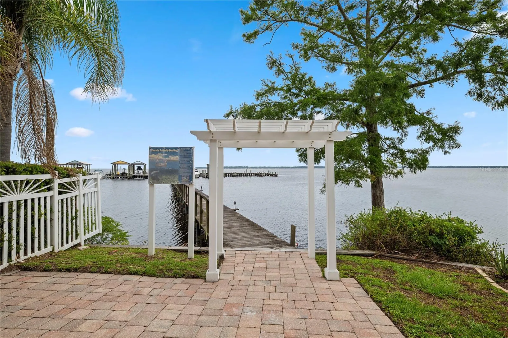 101 Yacht Club Point Green Cove Springs FL 32043