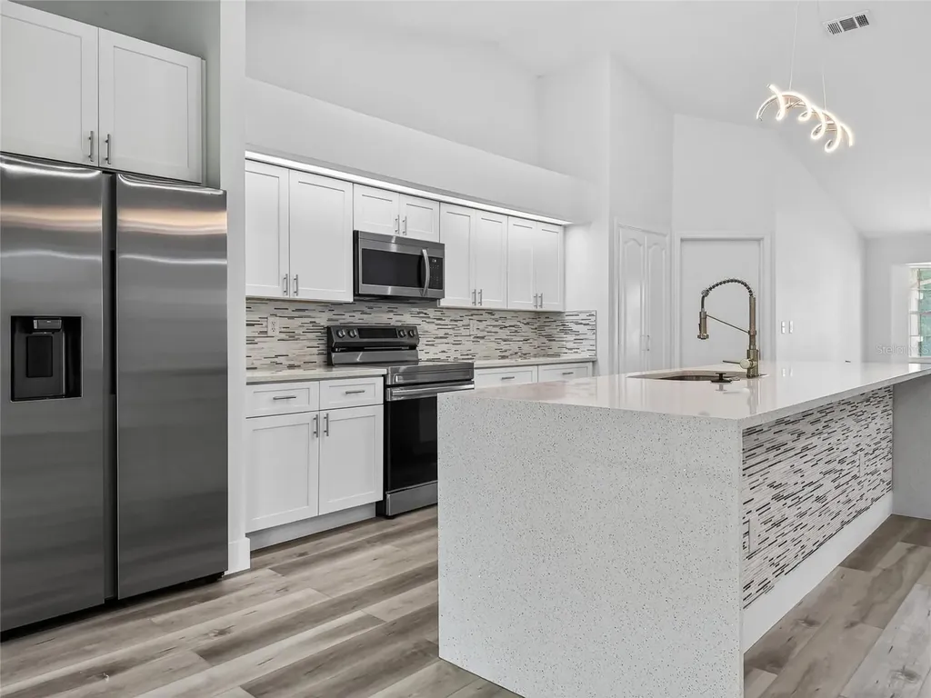 628 N Delmonte Court Kissimmee FL 34758