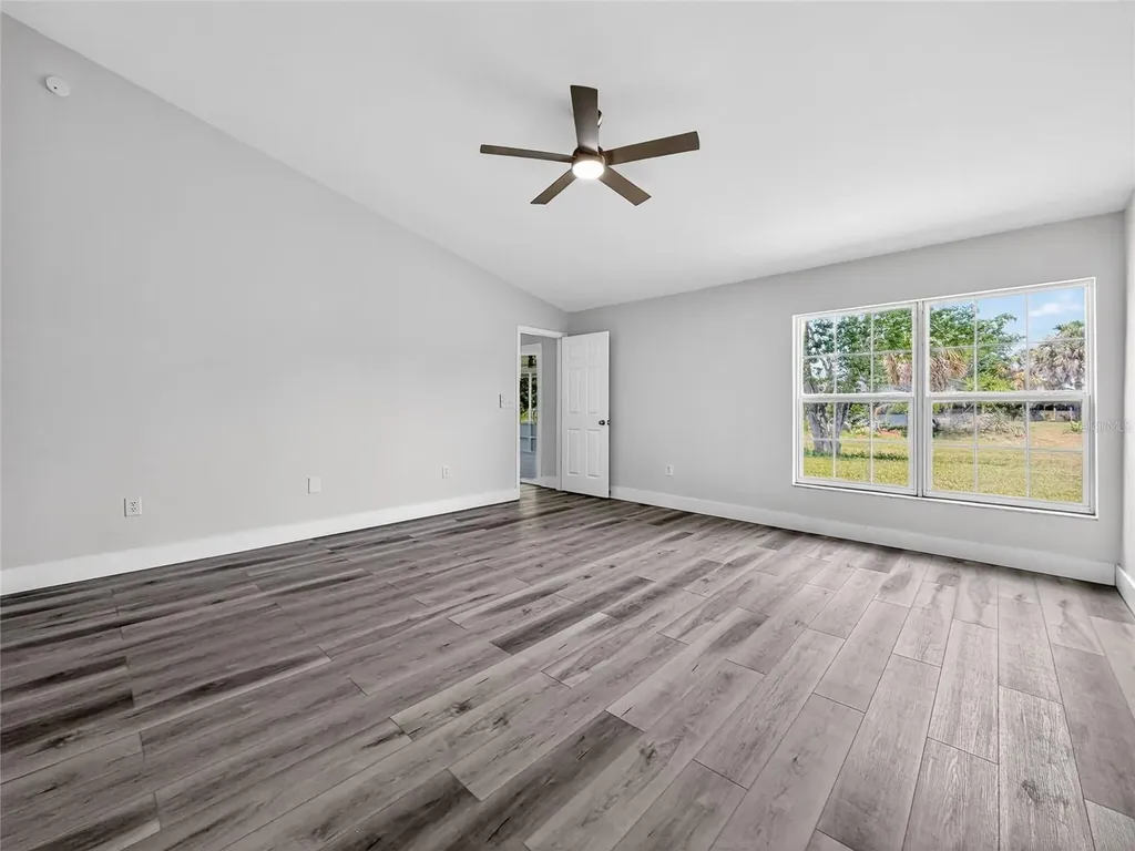 628 N Delmonte Court Kissimmee FL 34758