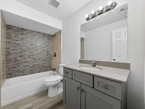 628 N Delmonte Court Kissimmee FL 34758