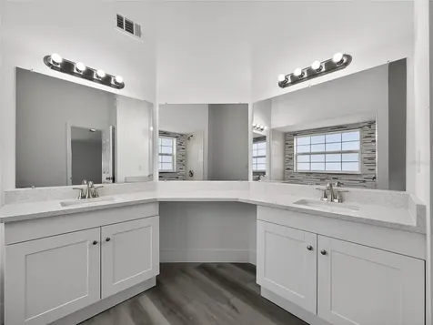 628 N Delmonte Court Kissimmee FL 34758