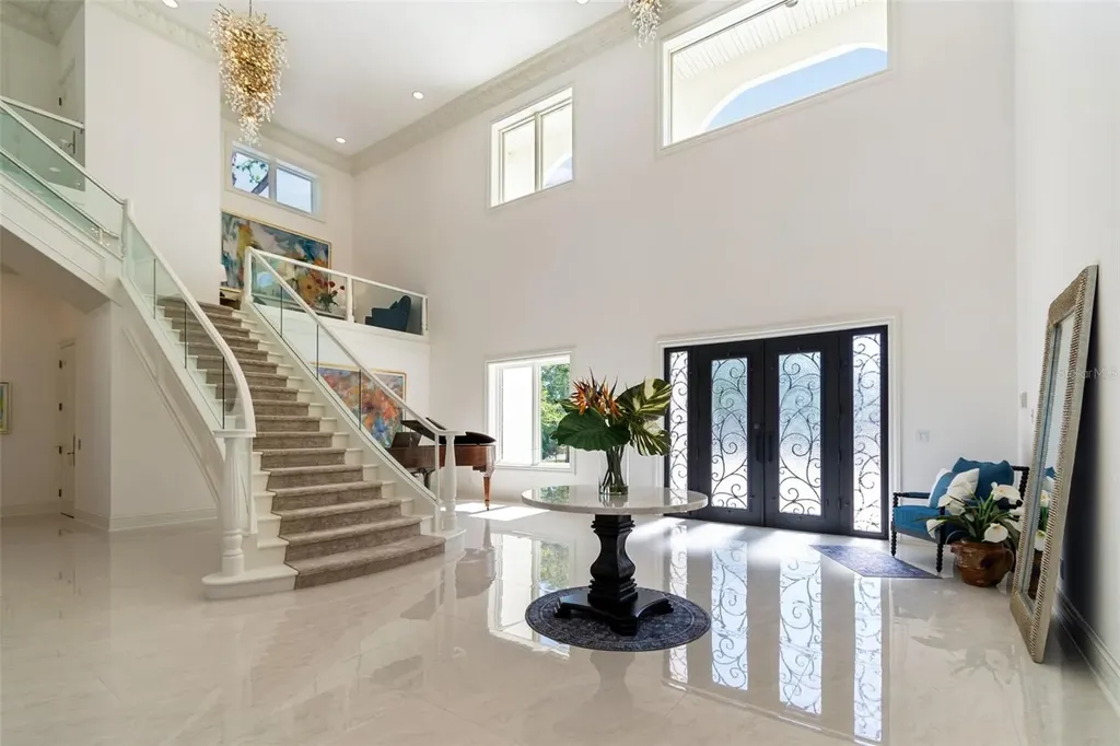 1516 Bayshore Boulevard Dunedin FL 34698
